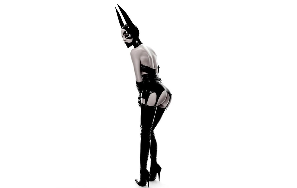 Певица Наталья Ионова в новом образе