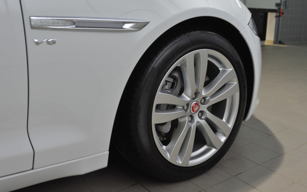  Из-за новых правил утильсбора цены на иномарки вырастут на 5-10%. Фото: Эдуард Карипов