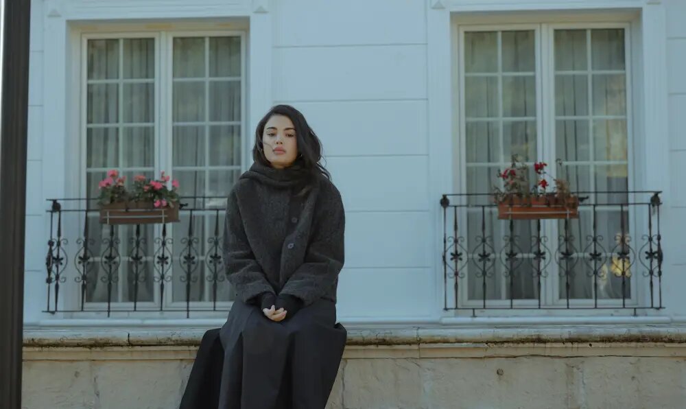 кадр из сериала «Сердцебиение» 