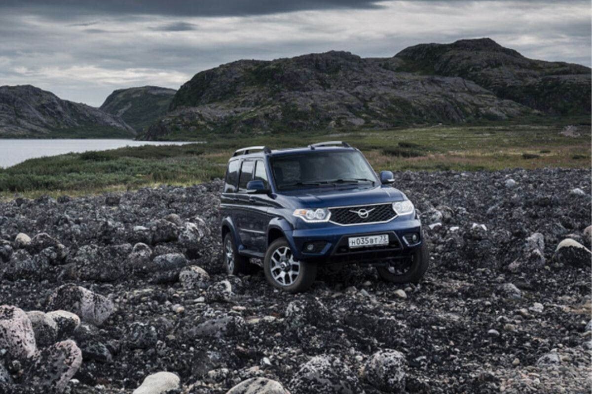 Не просто внедорожник, а целый арсенал для выживания. Источник: uaz.ru📷
