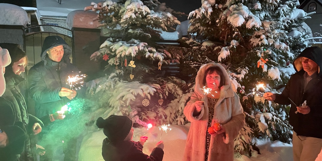 Расскажу про новогодние чудеса и необычные истории, которые приключились со мной и моими подписчиками