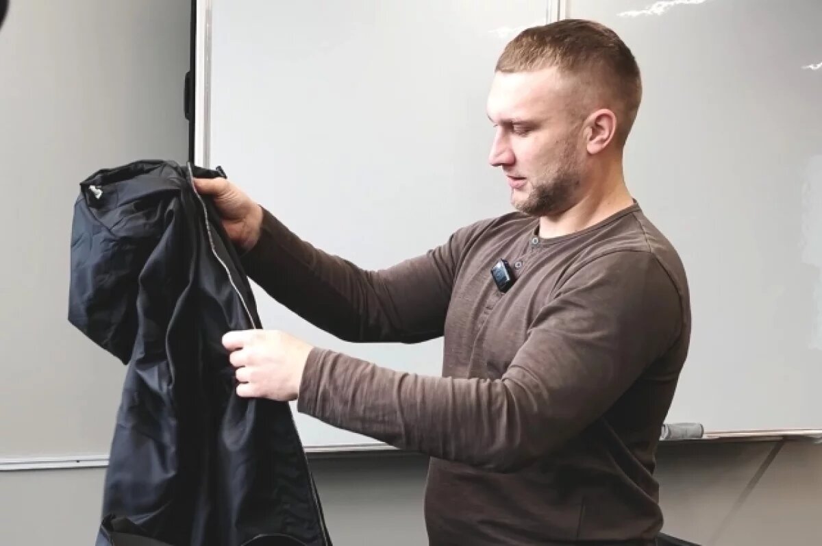    Адаптивную одежду вручили ветеранам в Государственном фонде «Защитники Отечества».