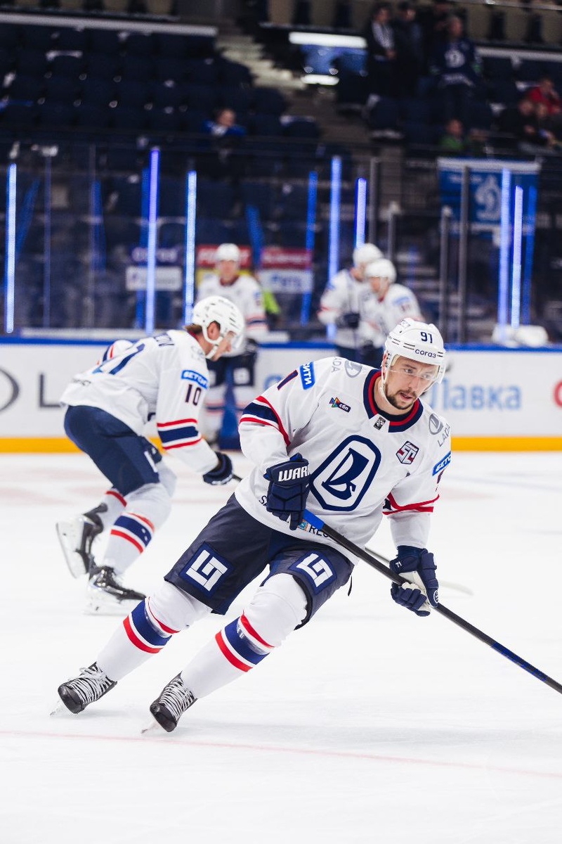 Антон Бурдасов