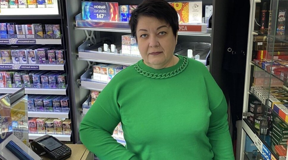 Какие сигареты курят люди с маленькой зарплатой? 5 марок дешевых, но табачных сигарет