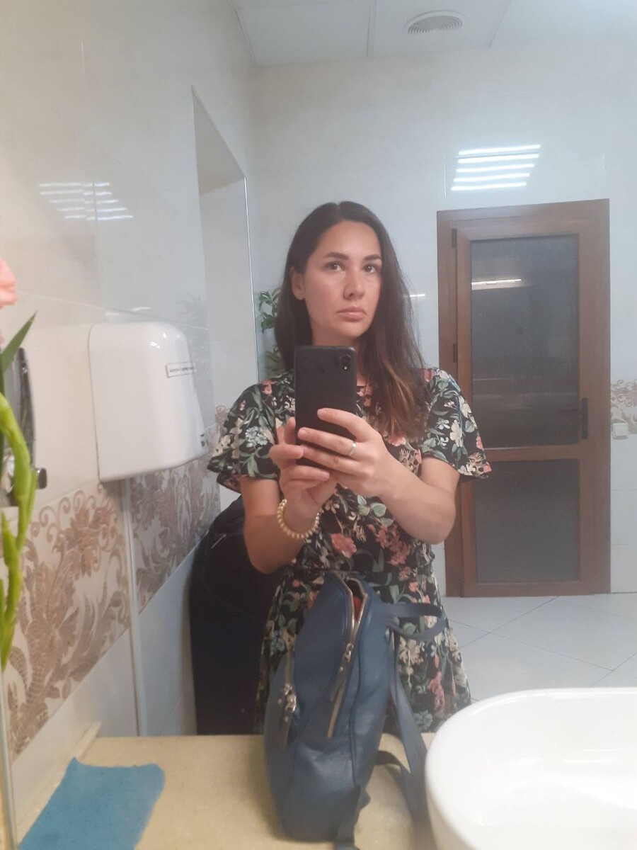 Просто нужно было поставить хоть какое то фото, а делать сейчас селфи нет ни малейшего желания 