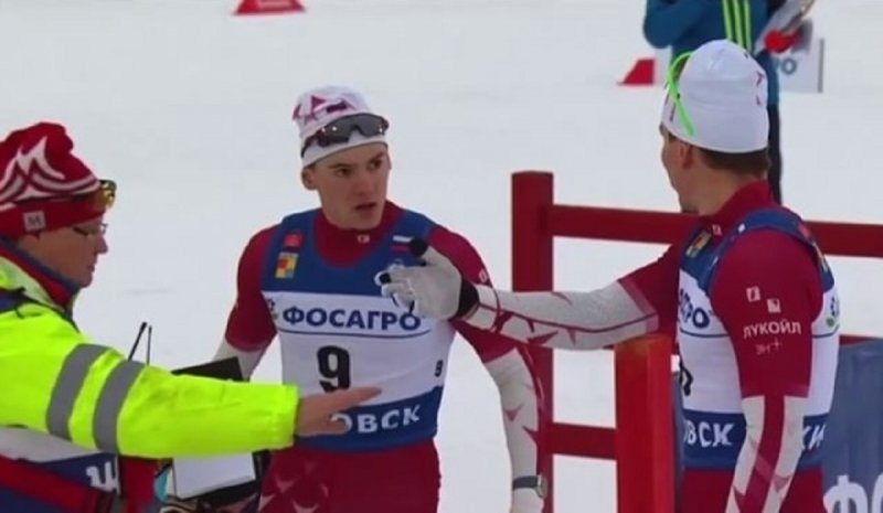    Бакуров и Большунов. Инцидент. Фото: sport-express.ru