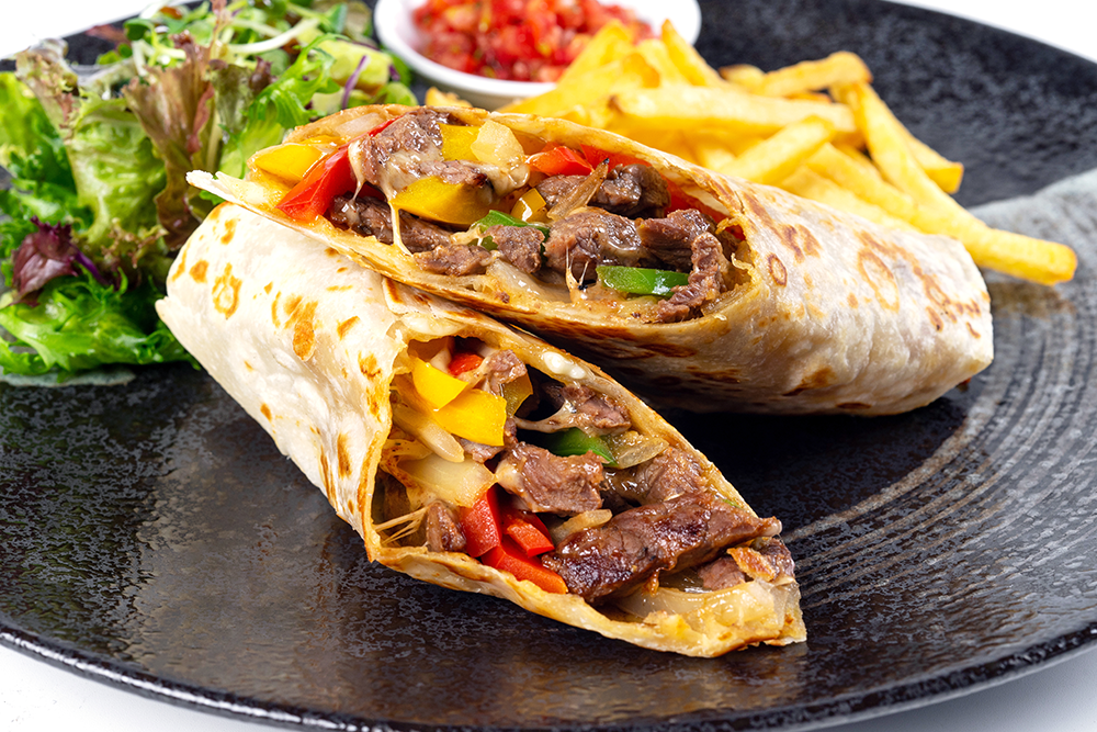 Шаурма в домашних условиях: ТОП-7 лучших рецептов, идеальный соус и секреты приготовления. История, польза и разбор ошибок (Полный гид)