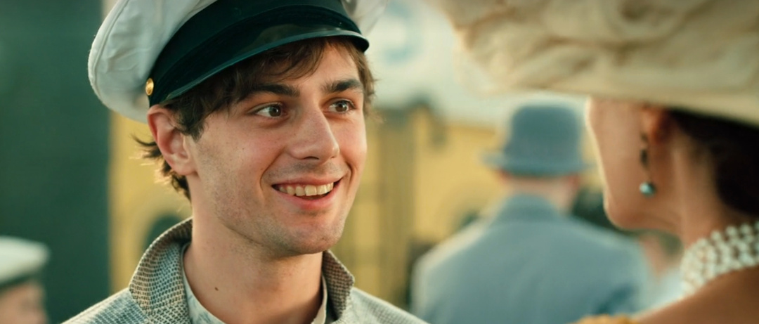 Новинки на киноканале Комедия: трилогия о приключениях Бендера в программе недели