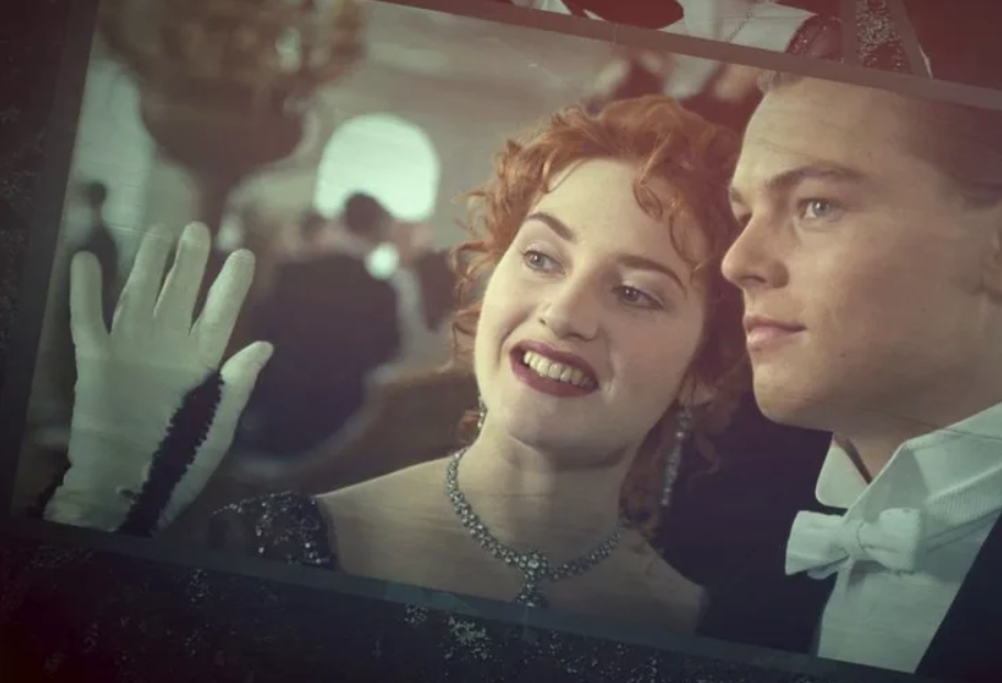 Кадр из финальной сцены, где Роуз вспоминает их совместную жизнь с Джеком. Источник: общедоступные материалы.