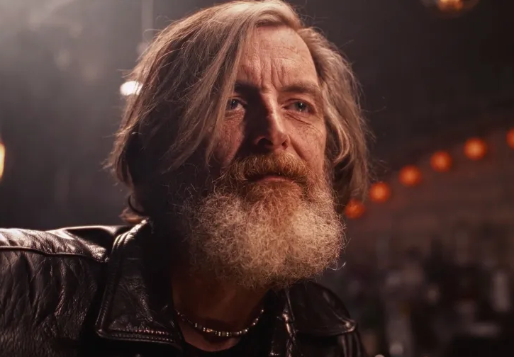 Листайте кадры.