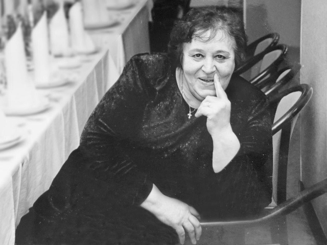    Ушла из жизни ветеран сургутской журналистики Зоя Сенькина