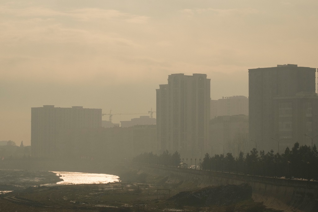    Душанбе, осень 2024. Фото Нозима Каландарова