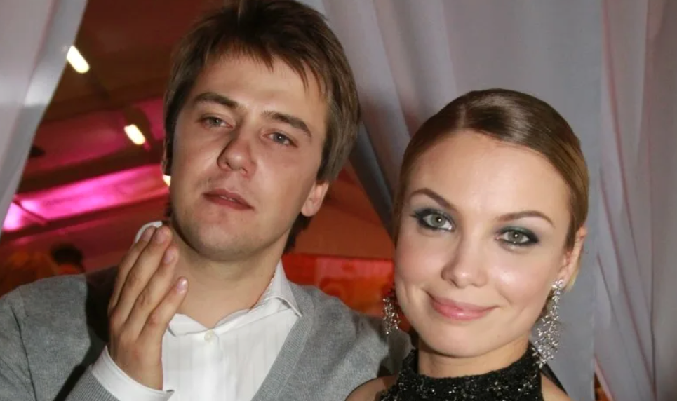 на фото Иван Жидков и Татьяна Арнтгольц