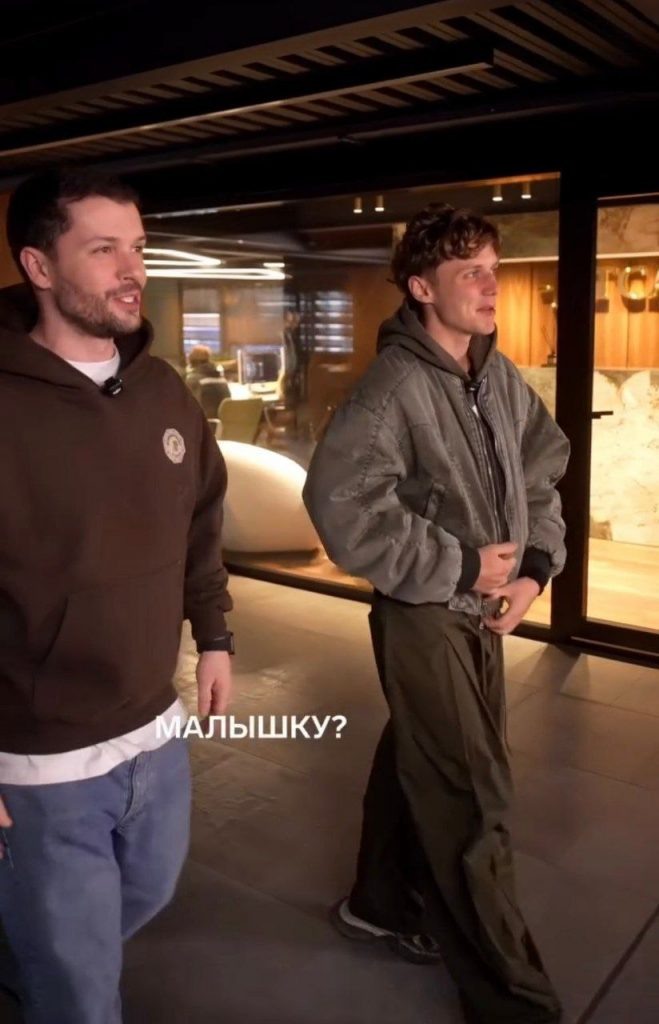 Листайте вправо, чтобы увидеть больше изображений