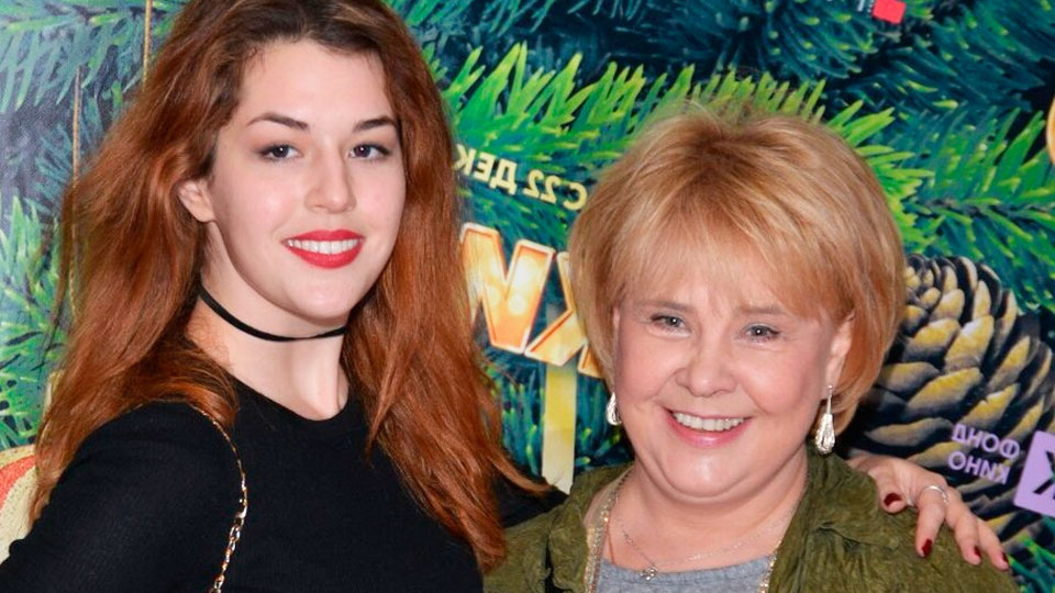 Екатерина Ланн с мамой Татьяной Догилевой