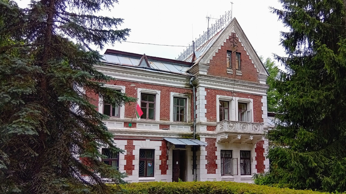 Флигель для прислуги. Фото из личного архива автора.