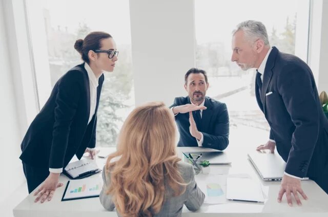    Как заканчивается пословица «лучше худой мир»?