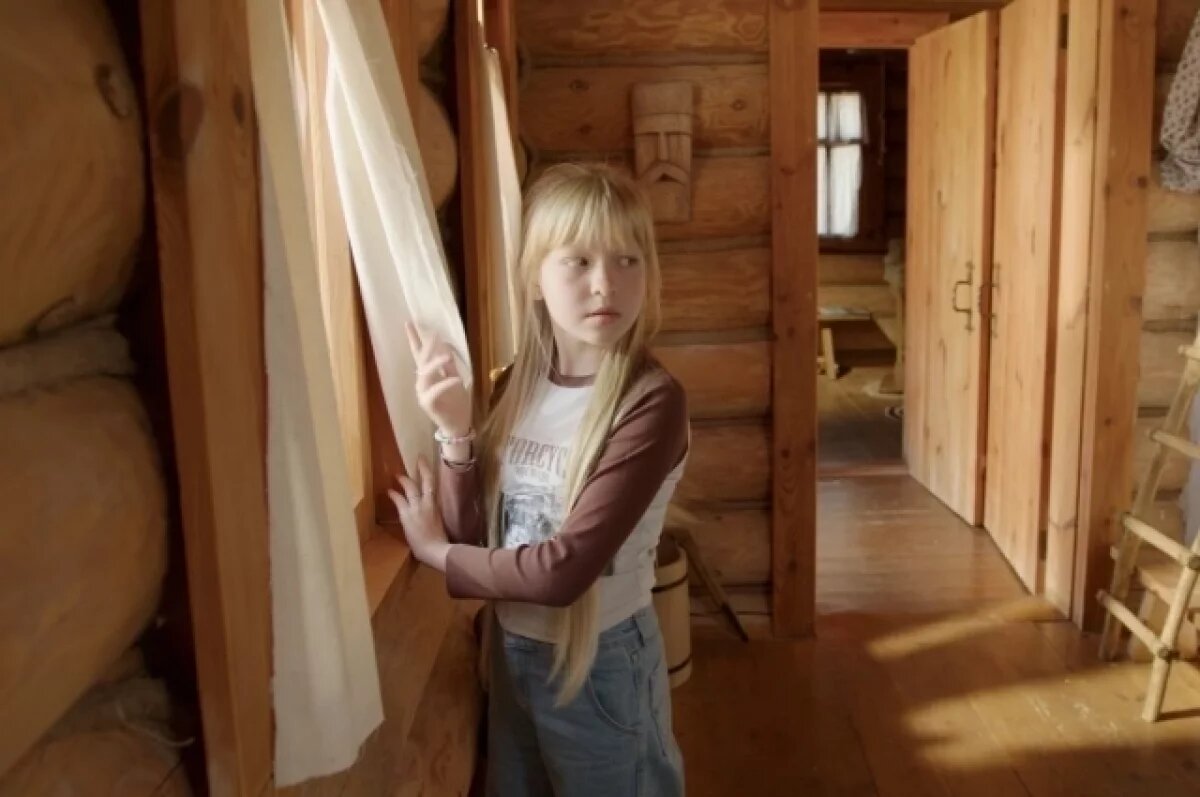    Актриса Смирнова назвала робота идеальным партнёром для съёмок