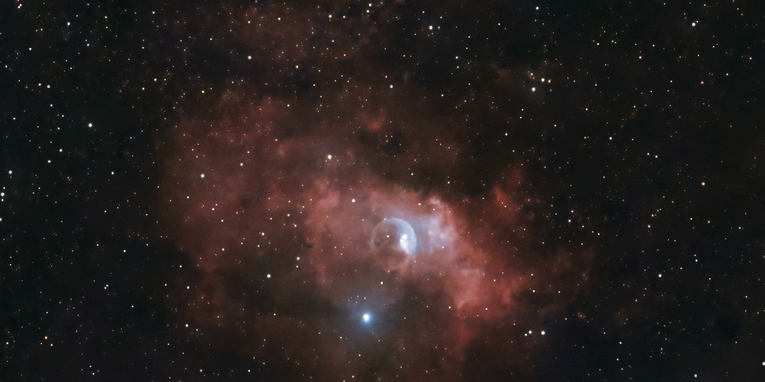 NGC 7635: Туманность "Пузырь"