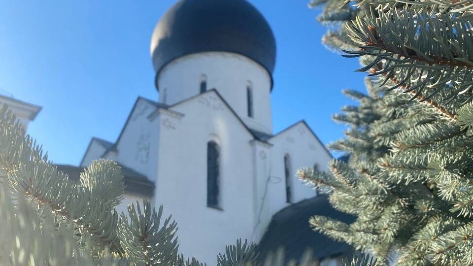 Принимаем записки на поминовение в праздничные дни декабря!