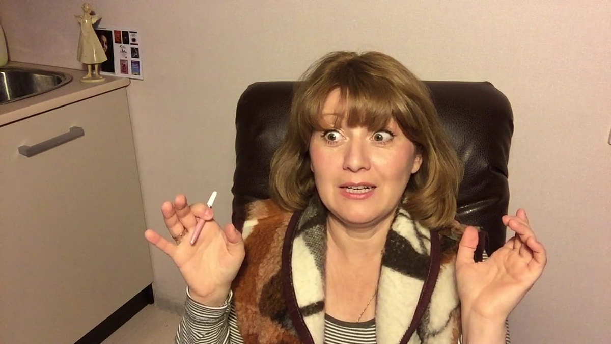 Не пугаем людей. Лена Воронова