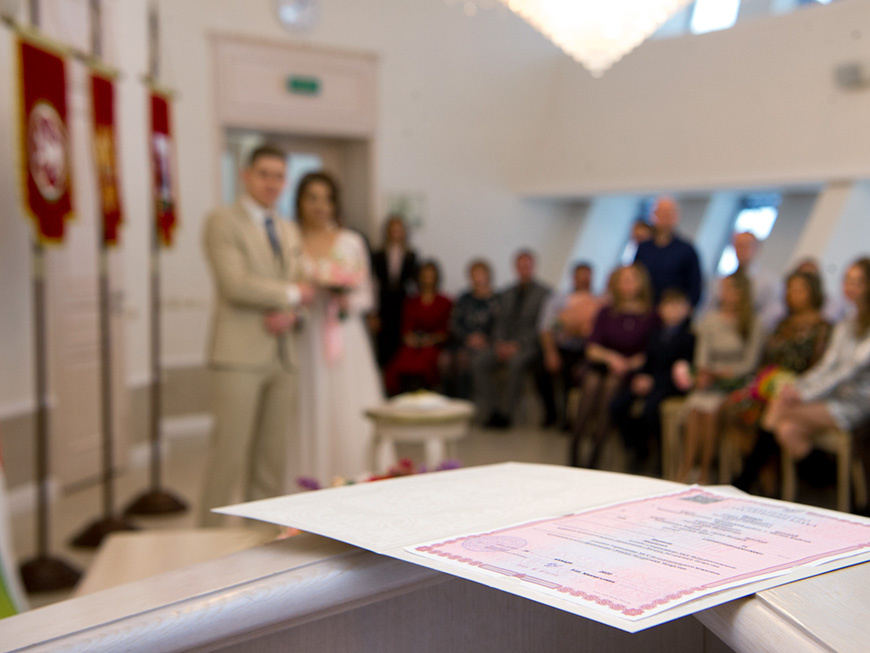 Сейчас довольно много пар, которые живут в гражданском браке.
Фото: Марат Мугинов, kzn.ru