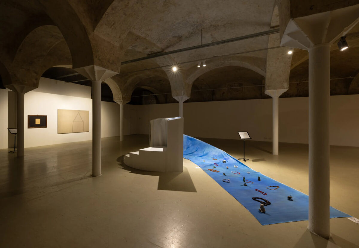  Иван Новиков, инсталляция Locus Sacer на выставке «Это было со мной»