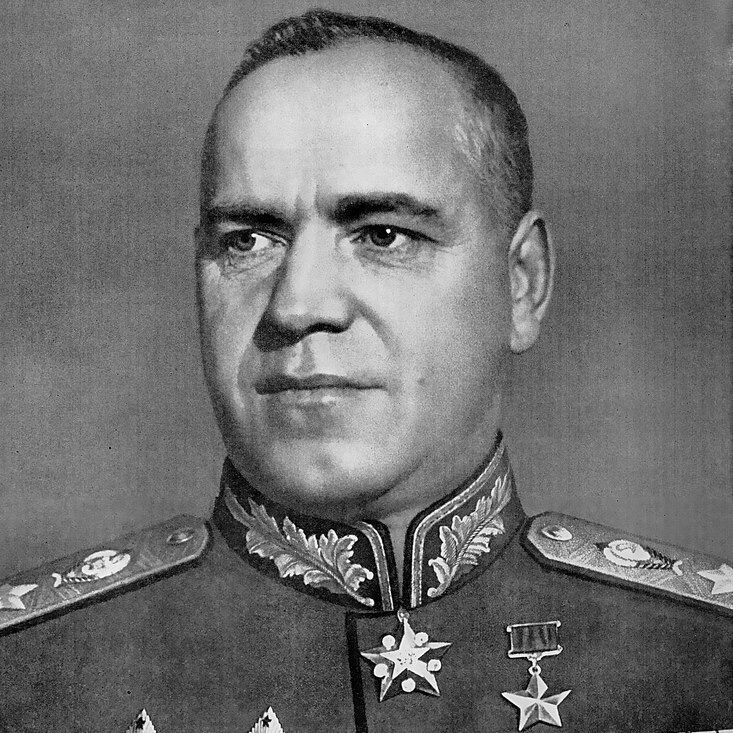 Георгий Жуков, 1944 год. Фото: Григорий Вайль. Life magazine, https://vk.cc/cRSgbX