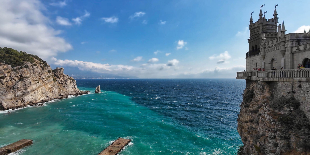 Вечерний пос. Симеиз, дворец Ласточкино гнездо, Юсуповский дворец и гор. Ялта. 10-11.09.2025. Часть1.