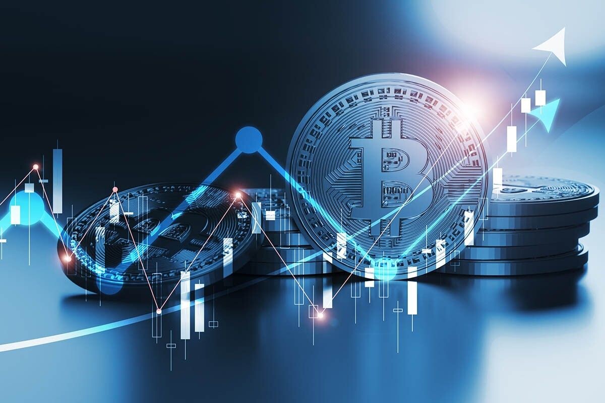 Динамика стоимости первой криптовалюты. Источник: Have a nice day Photo / Shutterstock / FOTODOM📷
