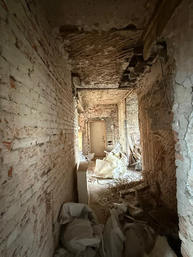 Почему важно доверять ремонт в сталинке только специалистам?