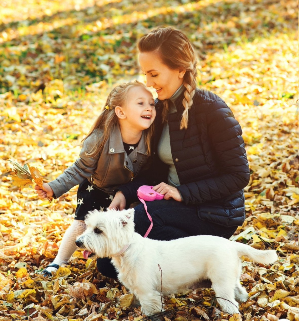Семейные прогулки на свежем воздухе ©Лариса Ошвинцева • miravis.school