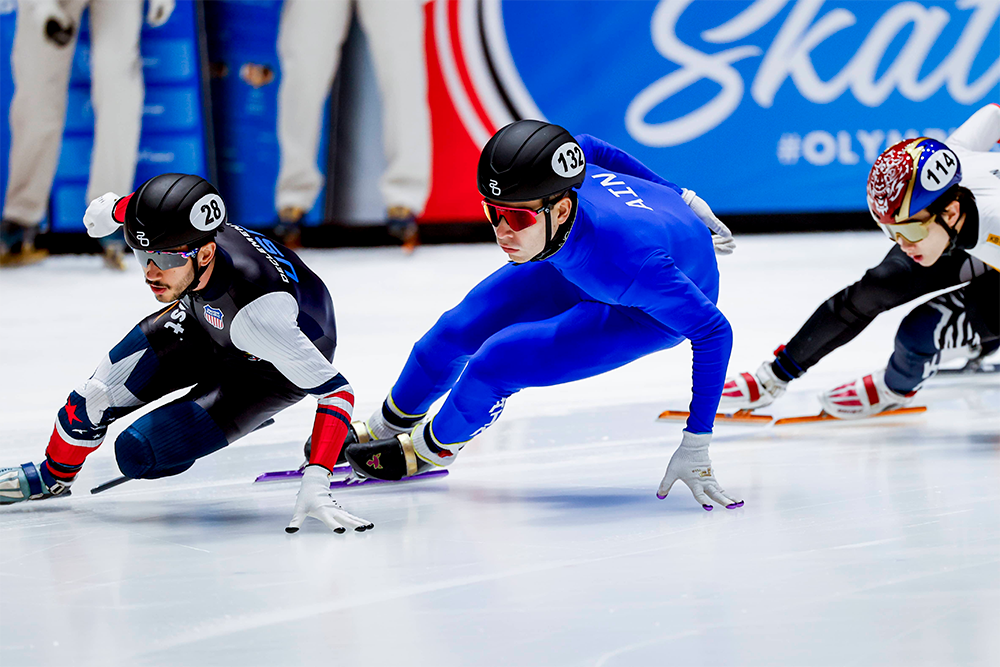    На дистанции 1500 м - Даниил Николаев (на фото справа). / Getty Images
