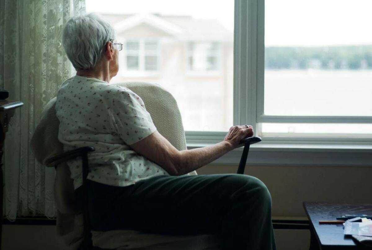 Помощь пожилым людям меняют, что теперь ждёт одиноких пенсионеров