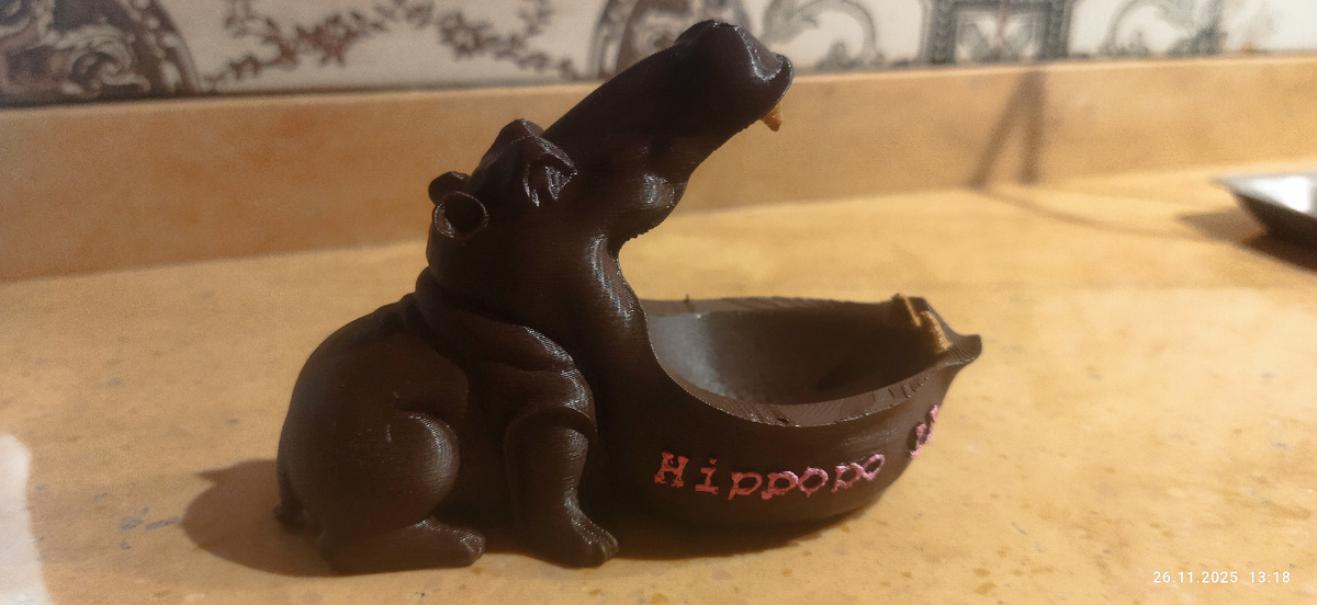 Влад С. (читатель канала) сделал, прислал презент, на память, из Ростова-на-Дону. И вам может что-нибудь сделать (на 3D принтере).