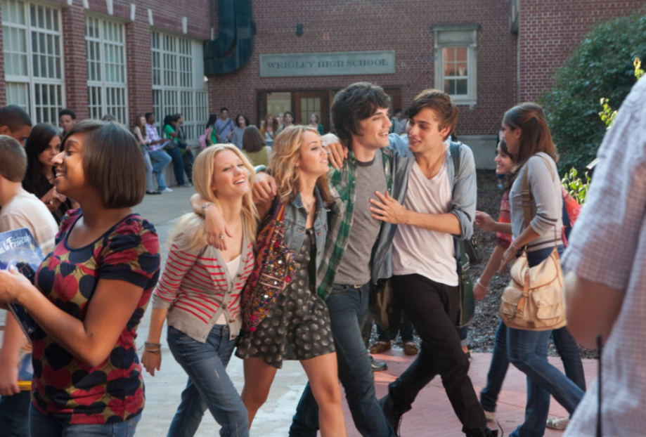    Кадр из фильма «Лето. Одноклассники. Любовь»