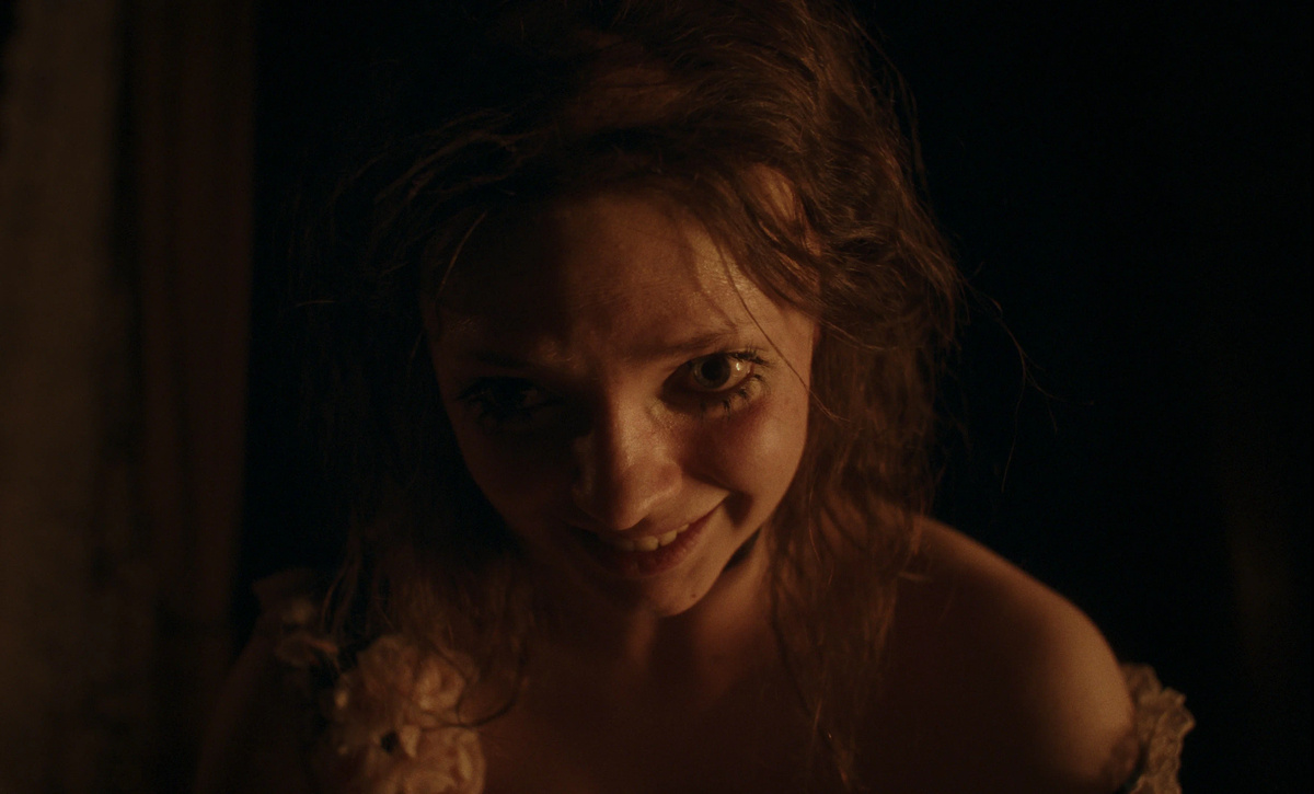 Кадры можно листать. Источник: kinopoisk.ru