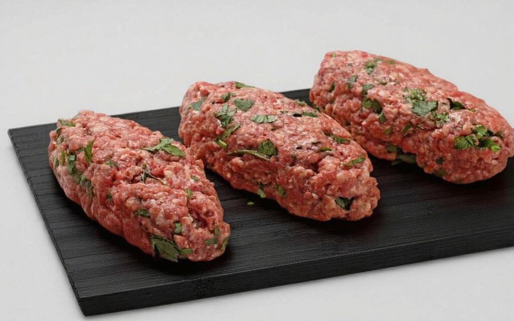 Люля-кебаб из рубленой баранины