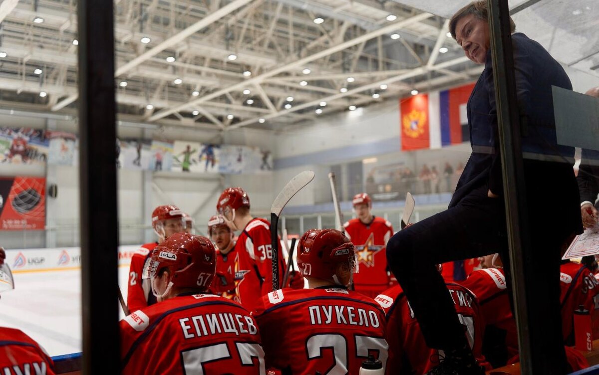    Хоккейная «Ижсталь» обыграла «Торпедо-Горький» в Ижевске