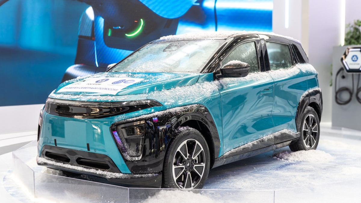    Прототип электромобиля «Атом». Фото Константин Завьялов / «Автоновости дня» с международной промышленной выставки «Иннопром»