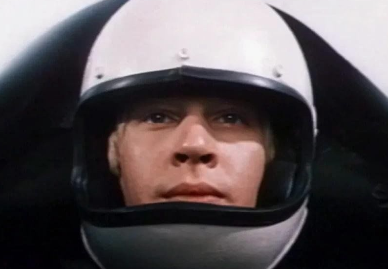 Кадр из фильма «Скорость»