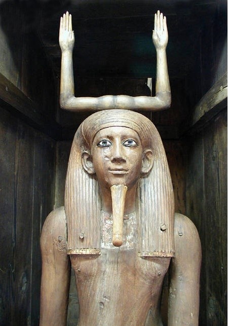 Деревянная статуя КА фараона XIII-ой династии Хора I. Каирский музей