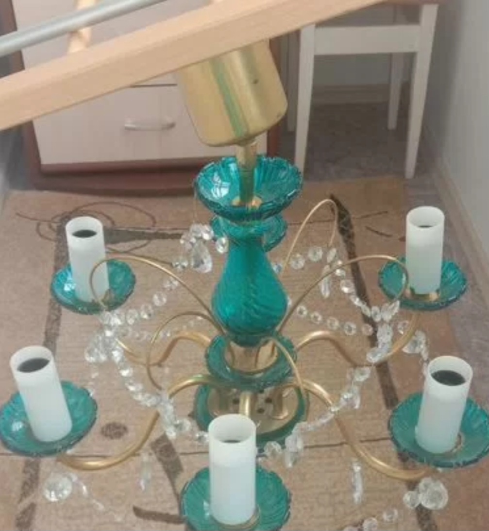 Фото аналога моей люстры. У меня в белом (прозрачном) варианте.