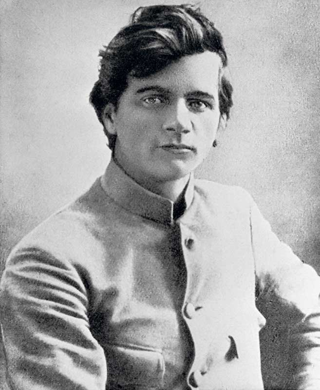 Писатель Андрей Платонов в молодые годы. На заре туманной и счастливой юности, как сказал бы он сам.