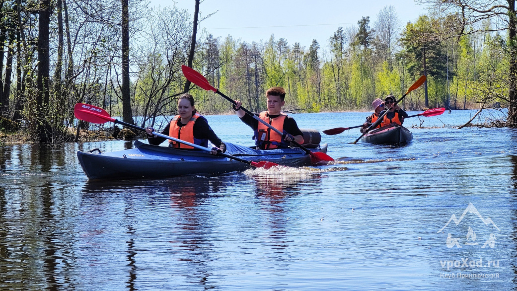 Водный поход по гладкой воде