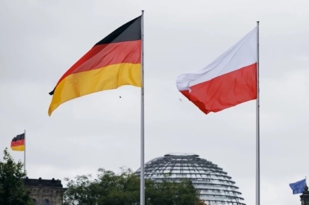    ФРГ вернула Польше 73 документа времен Тевтонского ордена