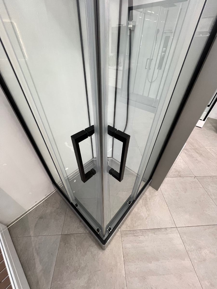 Раздвижные двери «от центра»