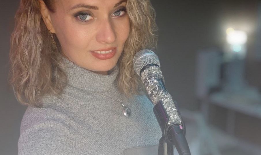 Один в поле не растёт