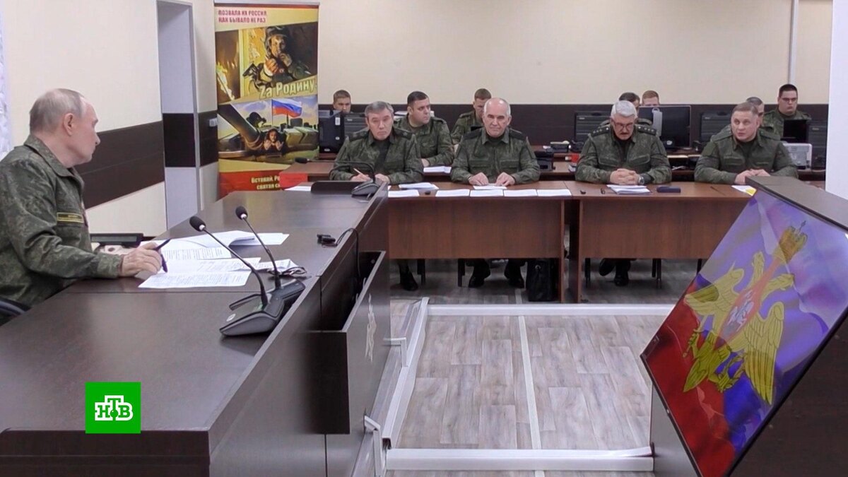    Путин обсудил с Генштабом судьбу заблокированных под Купянском батальонов ВСУ