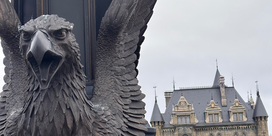 Откуда в Самарской области средневековый замок?